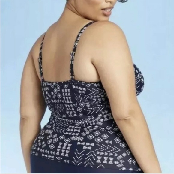 Kona Sol Tankini. Plus Size 18W. Navy/White. NEW!! - Picture 2 of 12